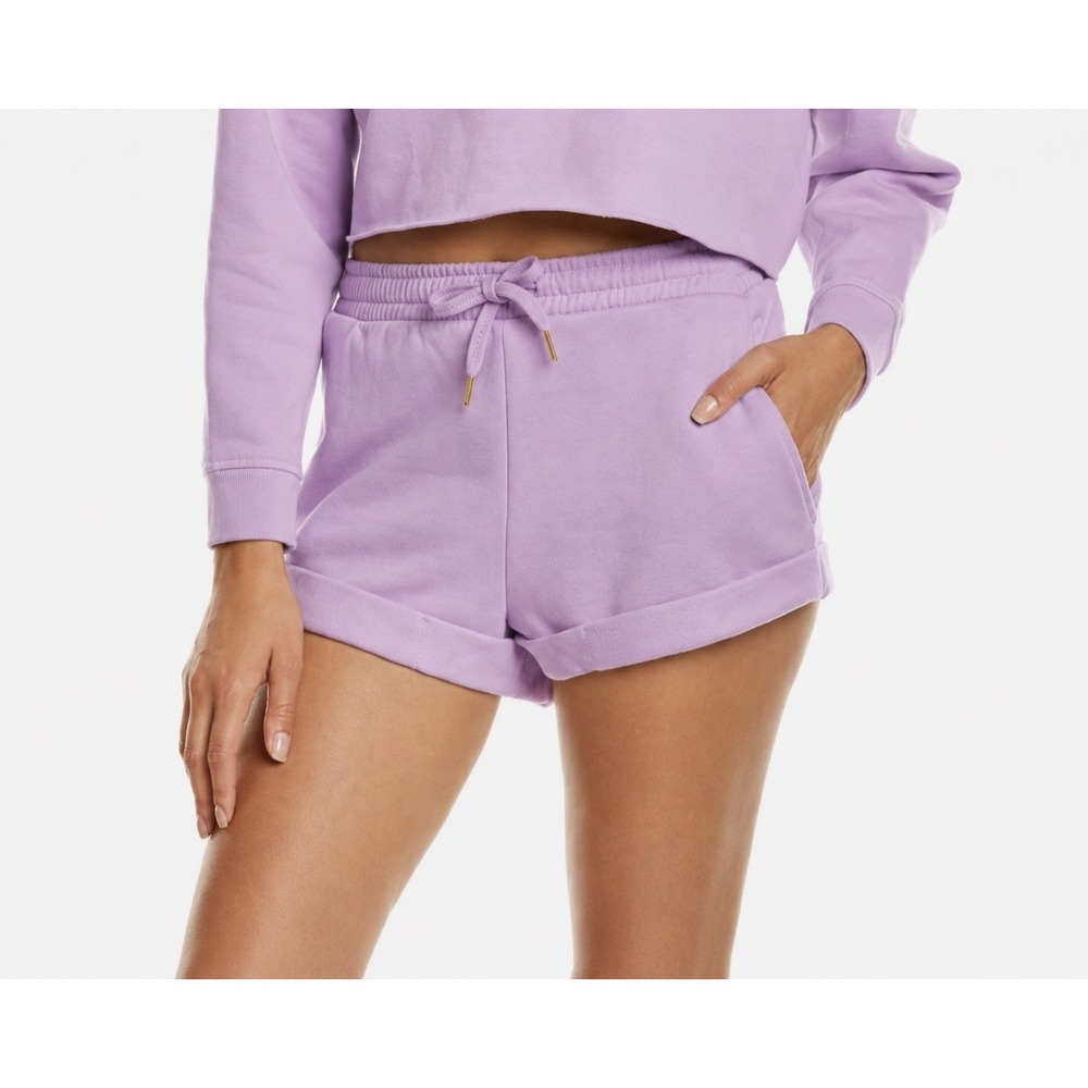 WeWoreWhat Pull On Sweat Shorts Womens M Lilac Drawstring Cuffed Lounge